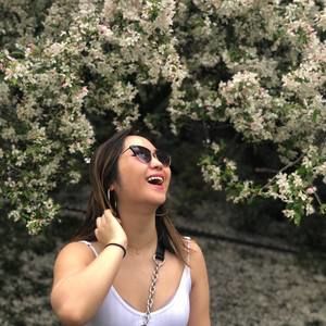 Meet your Posher, Evelyn